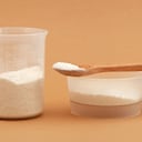 La carragenina es un polisacárido que se extrae de ciertas algas marinas rojas.