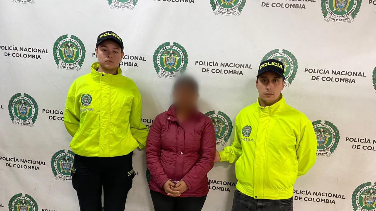 Tía materna habría obligado a su sobrina a tener relaciones con su amante.