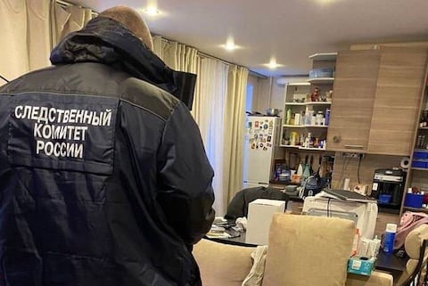El hecho se produjo en el interior del apartamento de Andréi Bótikov, quien era un investigador del Centro Nacional Gamaleya, desarrollador de la vacuna Sputnik V contra la covid-19, según un reporte de la agencia de noticias TASS.