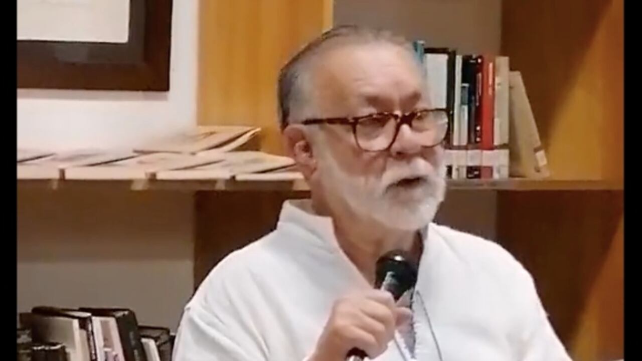 El poeta Jotamario Arbeláez.