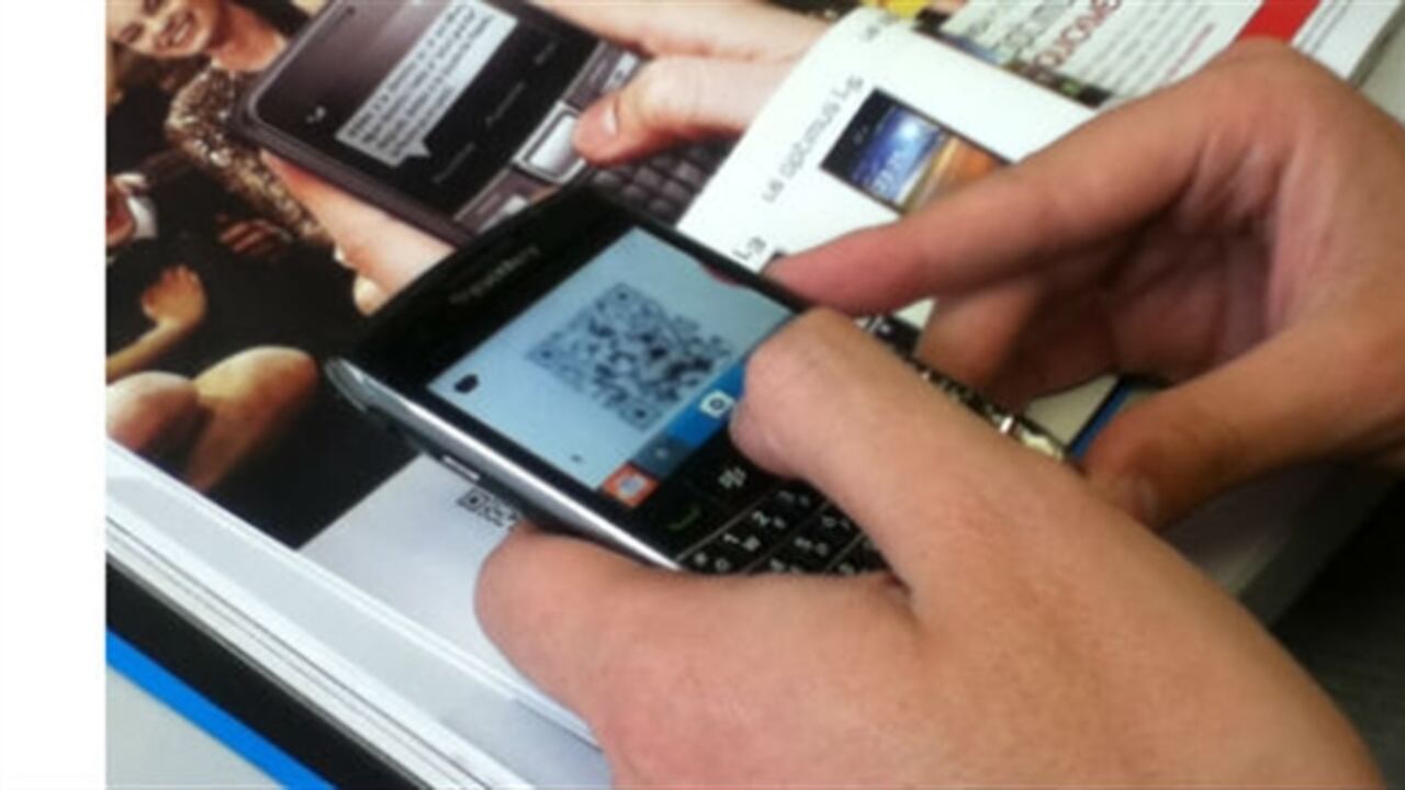 Lea información publicitaria desde su dispositivo escaneando el código QR