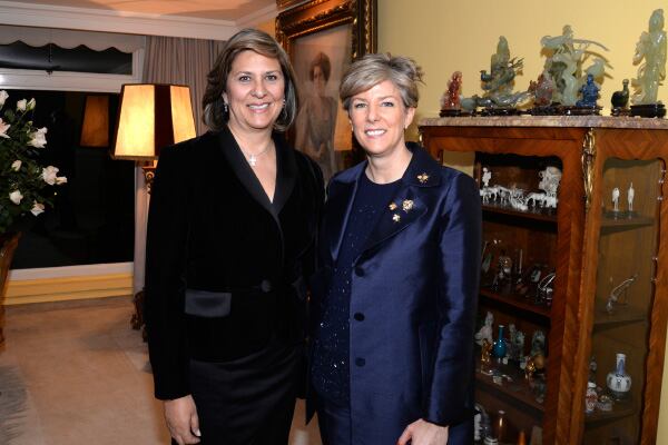  Elizabeth de Rodado y Alexandra Kling.