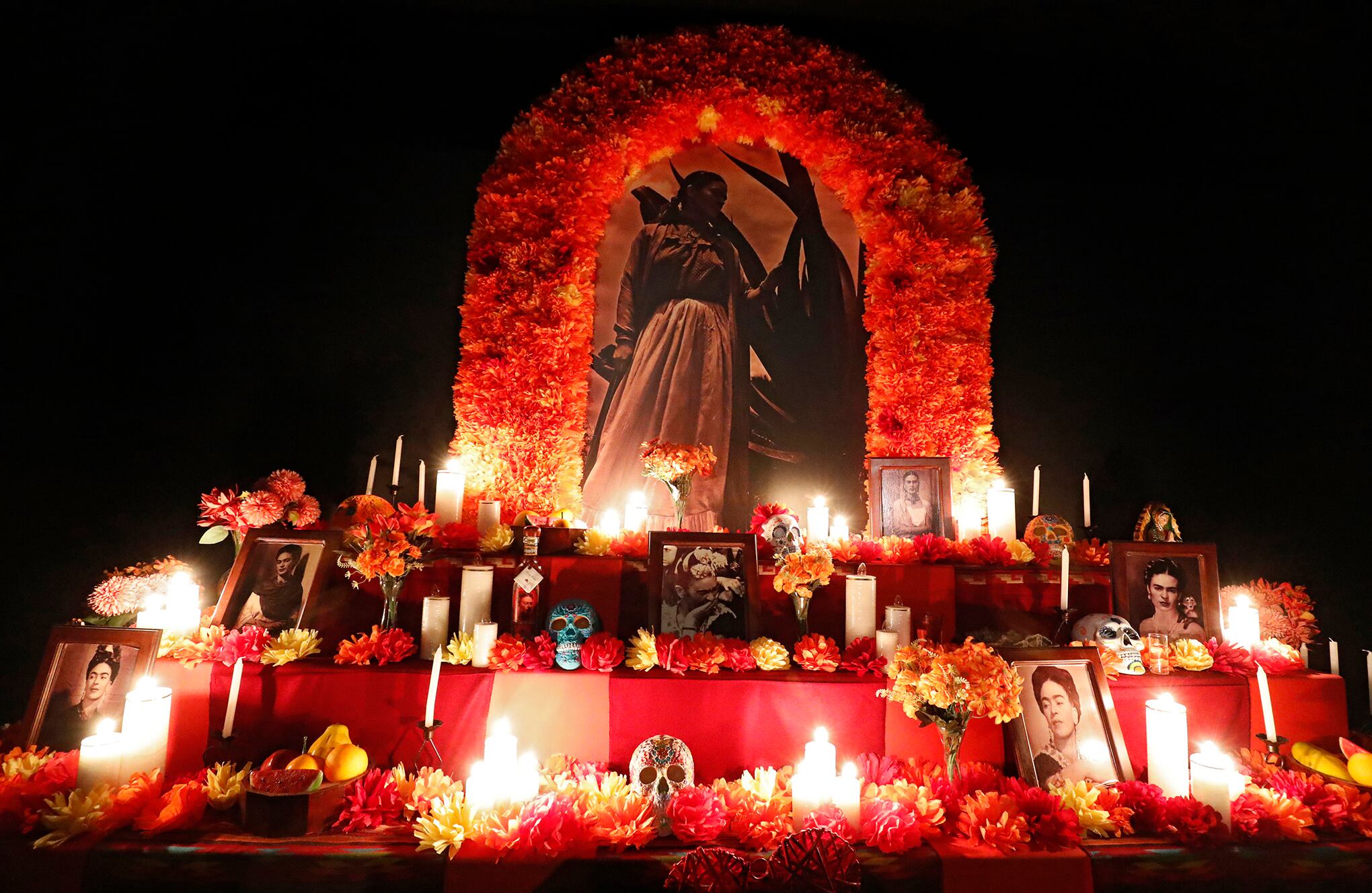 Exposición inmersiva “Frida Kahlo, La Vida de un Icono”
Frida Kahlo