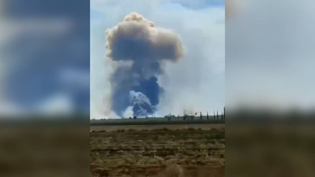 Las autoridades han referido que la serie de explosiones se había originado por el estallido de municiones allí almacenadas.