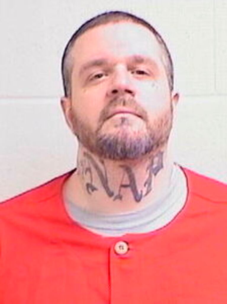 Esta foto sin fecha, proporcionada por el Departamento de Correccionales de Indiana, muestra a Benjamin Ritchie, condenado por el asesinato en 2000 del agente de policía de Beech Grove, Bill Toney. (Departamento de Correccionales de Indiana vía AP, Archivo)