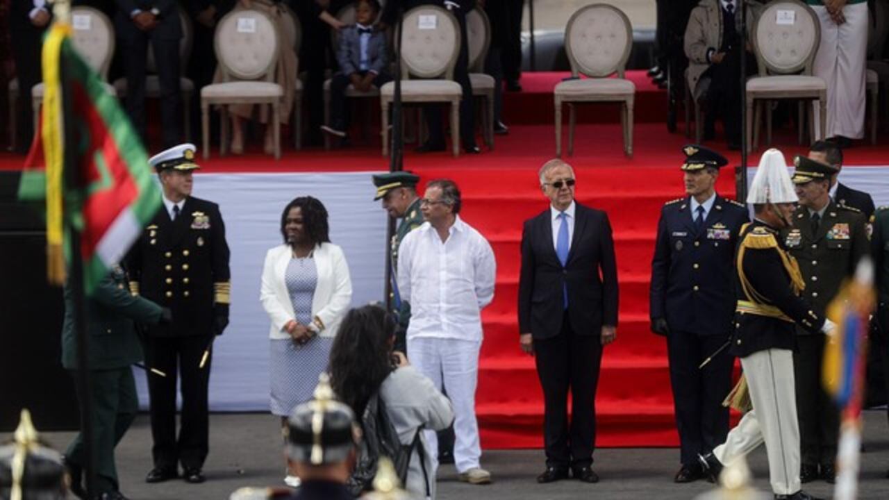 La vicepresidenta Francia Márquez, el presidente Gustavo Petro y el ministro de Defensa Iván Velásquez.