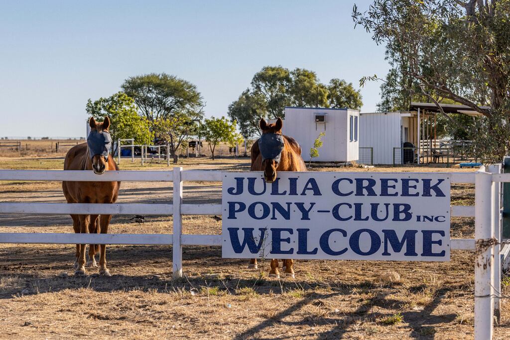 El recinto del Pony Club en Julia Creek, un pueblo rural de Queensland con 500 habitantes, Australia, el 1 de agosto de 2024. (Jo Thieme/Consejo del Condado de McKinlay vía AP)