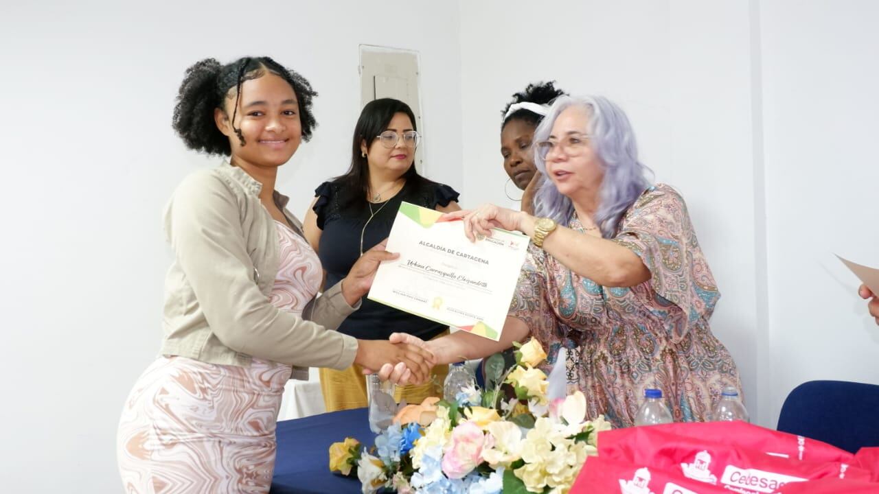 Jóvenes estudiantes víctimas del Conflicto Armado fueron becados para estudiar carreras técnicas