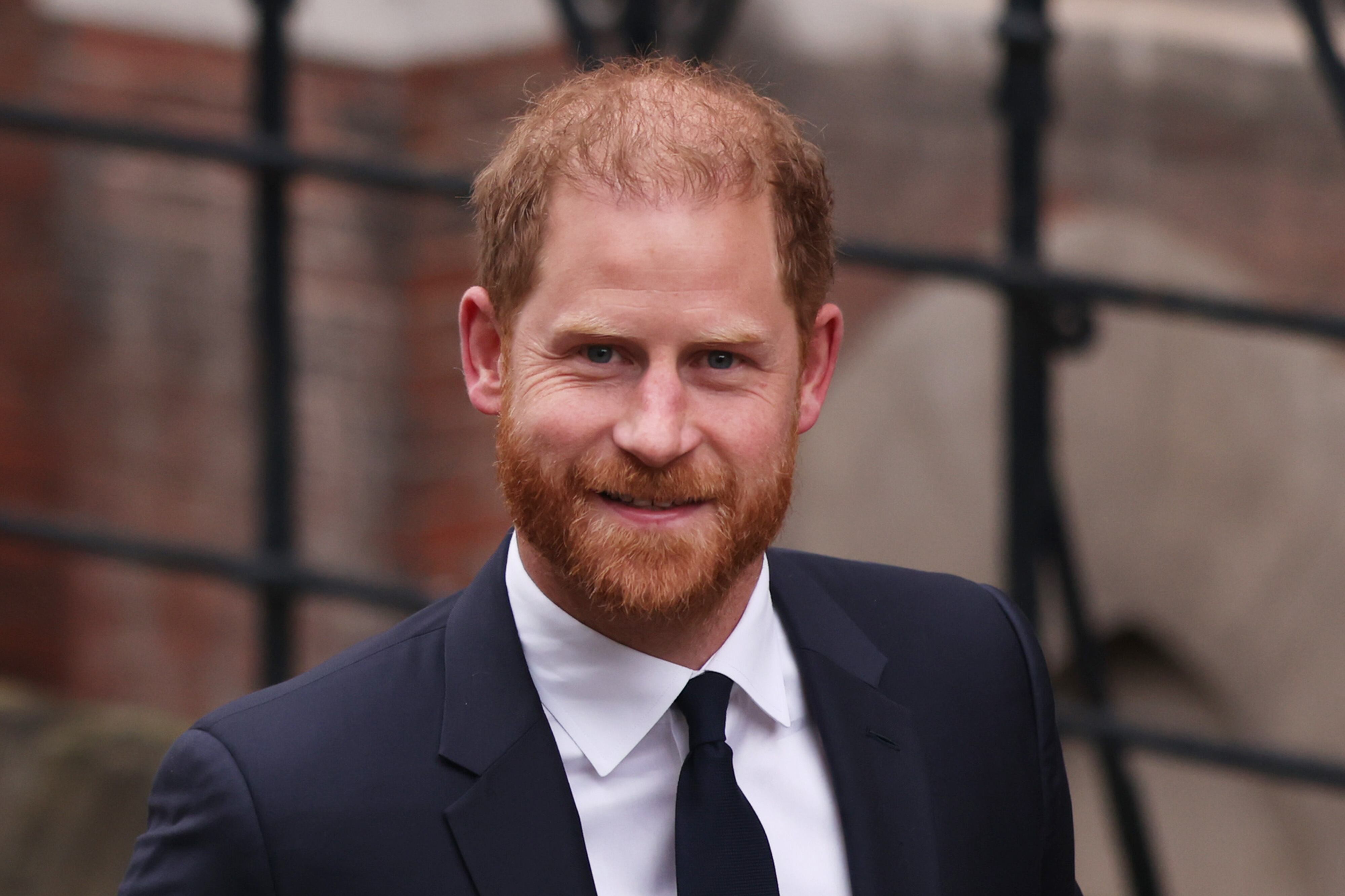 El príncipe Harry, duque de Sussex, llega a un juicio contra Associated Newspapers Ltd el 19 de enero de 2026 en Londres, Inglaterra.