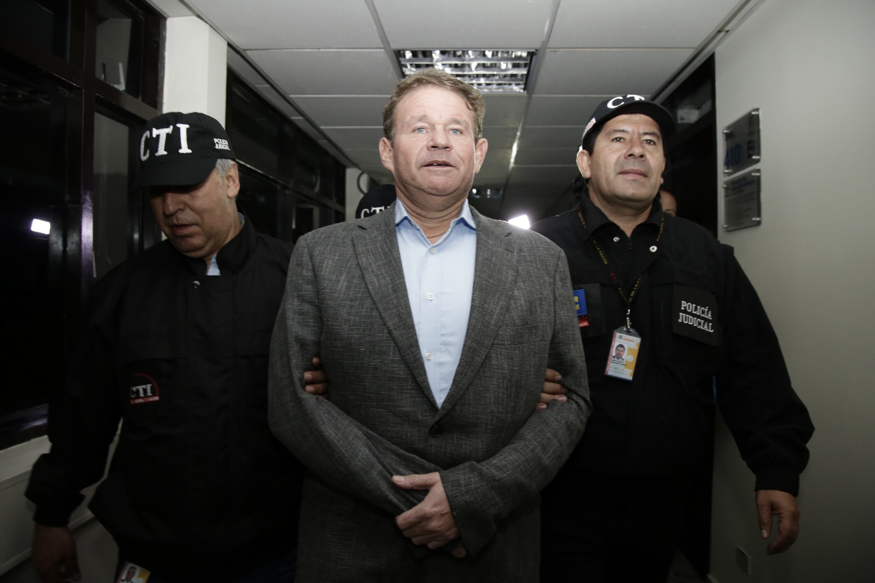 El exsenador Otto Bula tras la audiencia de imputación de cargos por el caso Odebrecht.