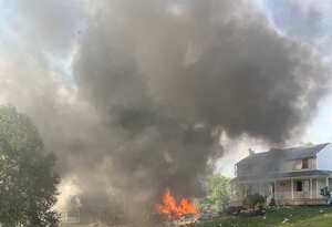 Los hogares alrededor de la casa donde sucedió la explosión también se han visto gravemente afectados.