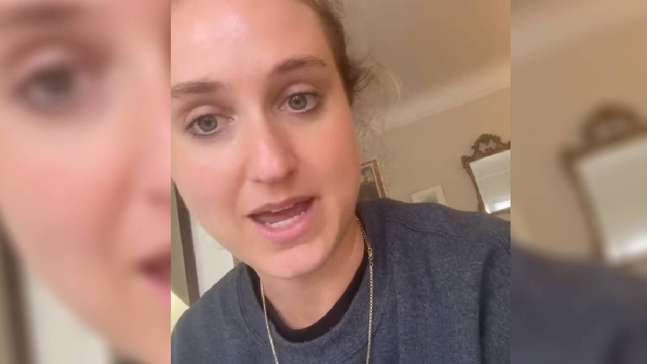 Mujer reconoció que su situación financiera no le dejaba otra salida más que aceptar ese trabajo.