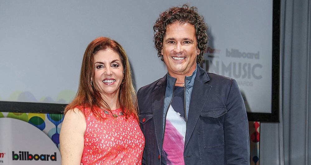 Leila Cobo y Carlos Vives.