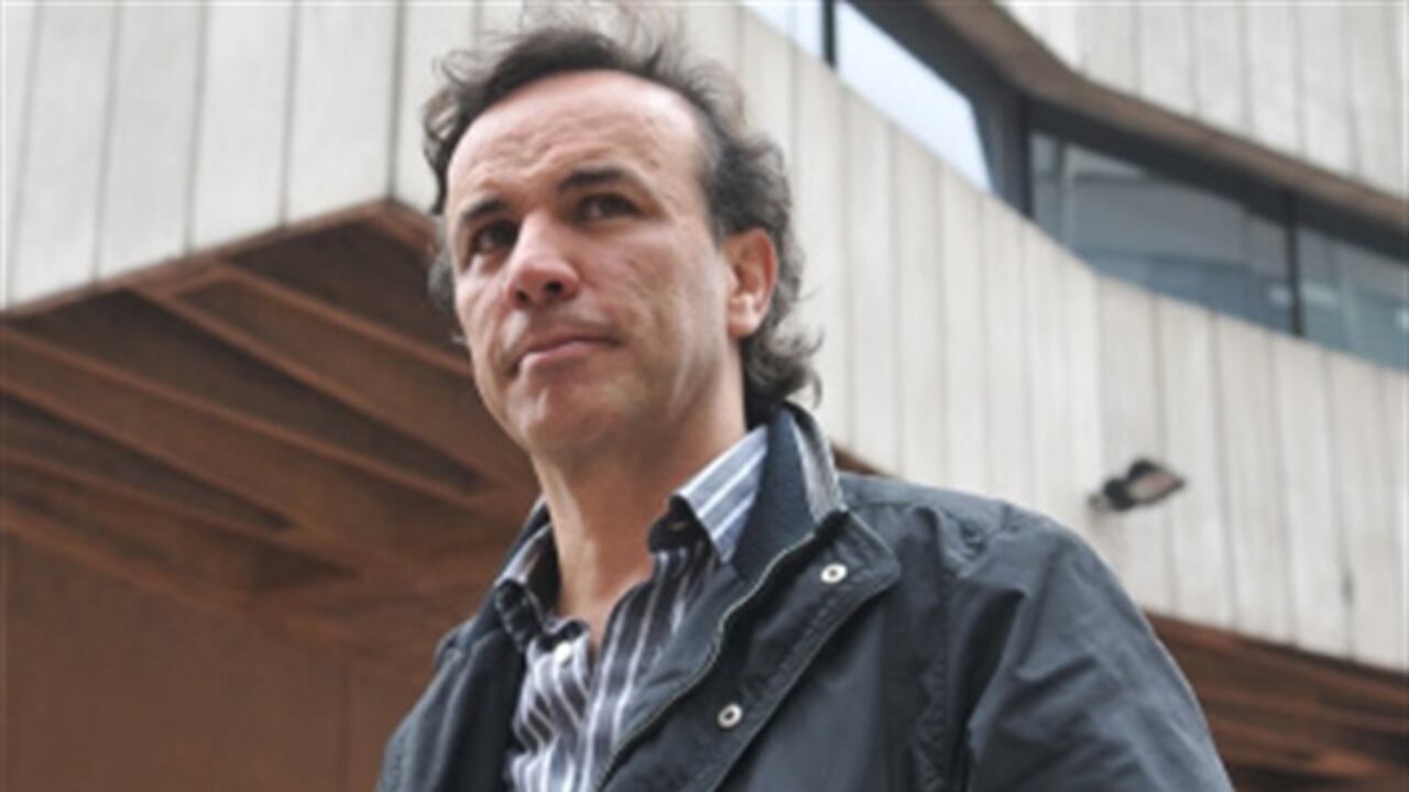 Álvaro Dávila, Abogado procesado.