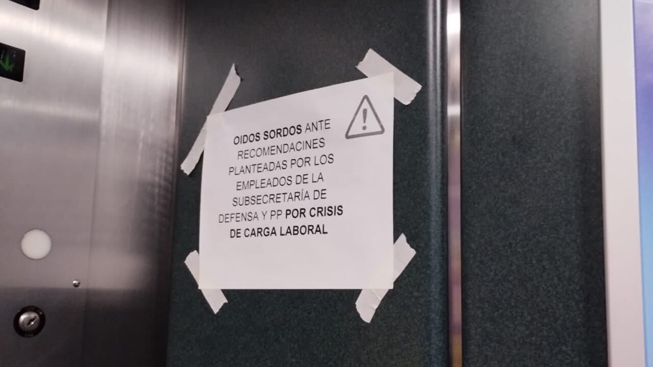 Abogados de la Alcaldía de Medellín protestan
