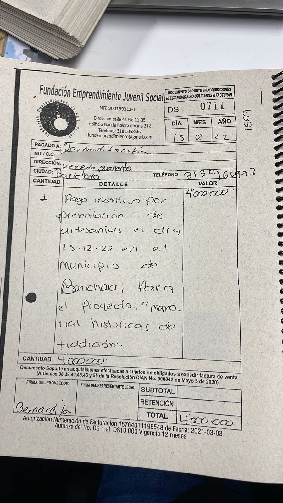 Según los documentos, artesanos y artistas recibieron cuatro millones de pesos.