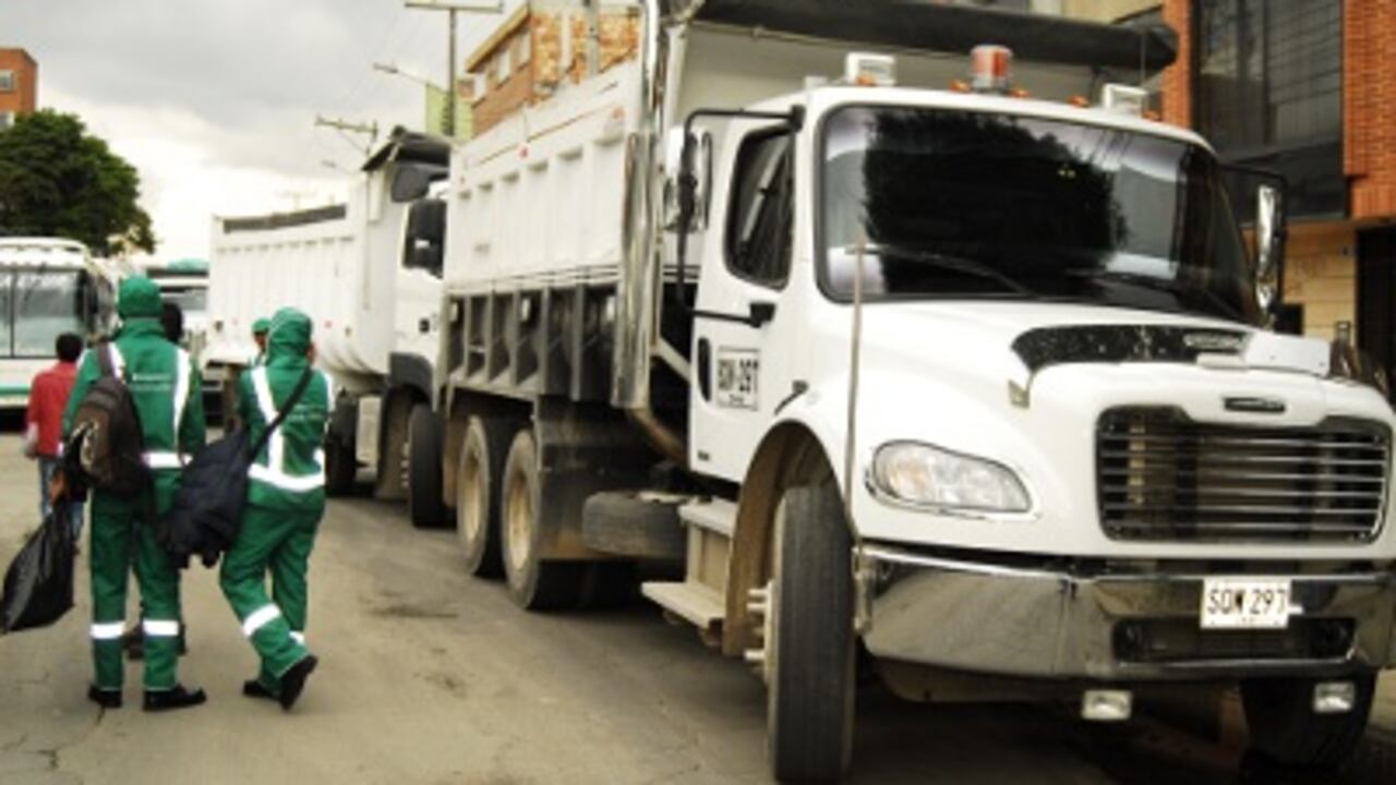 Volquetas como esta serán las encargadas de recoger la basura en la ciudad.