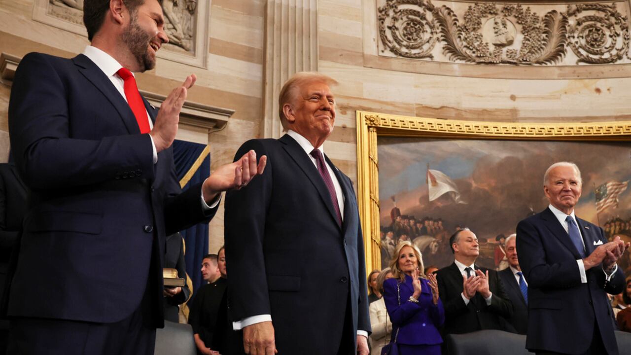 El presidente electo Donald Trump llega a la 60ª toma de posesión presidencial en la Rotonda del Capitolio de Estados Unidos en Washington, el lunes 20 de enero de 2025. (Chip Somodevilla/Pool Photo vía AP)