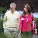 SUN VALLEY, ID - JULY 11: Billionaire Bill Gates, chairman and founder of Microsoft Corp., and his wife Melinda attend the Allen & Company Sun Valley Conference on July 11, 2015 in Sun Valley, Idaho. Many of the worlds wealthiest and most powerful business people from media, finance, and technology attend the annual week-long conference which is in its 33rd year. (Photo by Scott Olson/Getty Images)