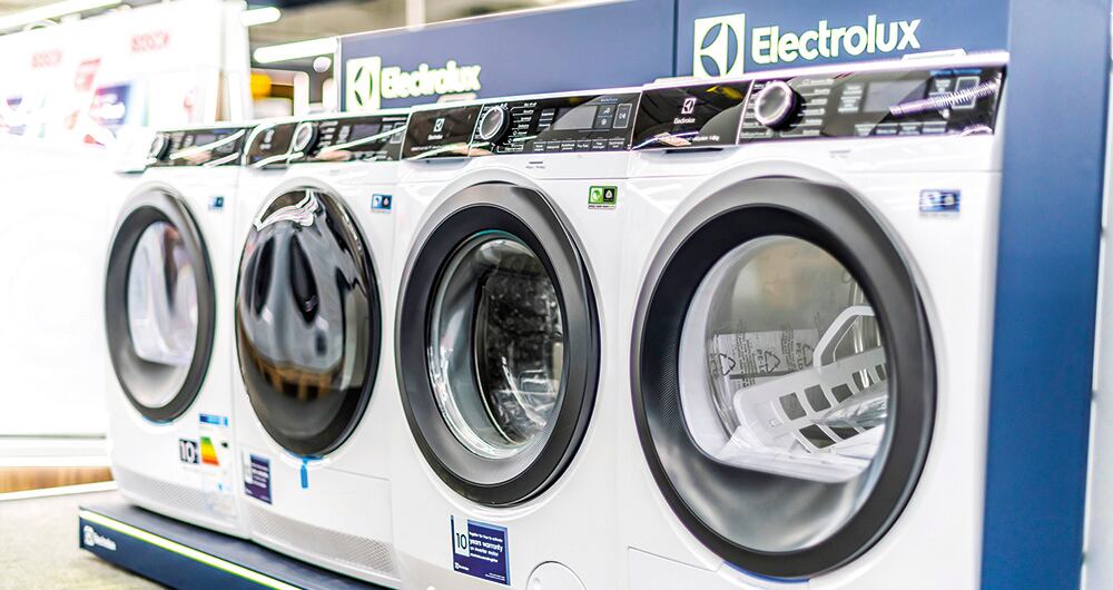 Los nuevos hogares impulsan las compras de electrodomésticos, pero los ya consolidados han demorado las renovaciones. 
