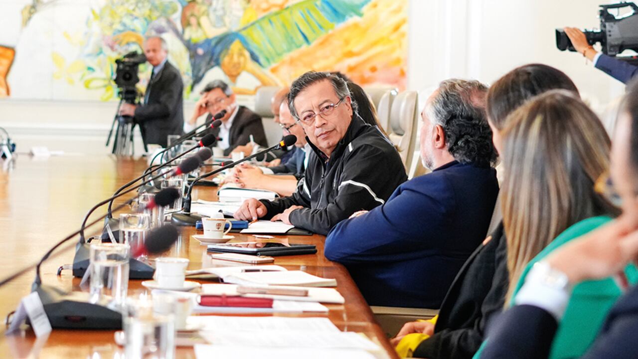 El presidente Gustavo Petro durante un consejo de ministros.