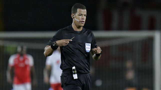 Jhon Alexander Ospina, árbitro colombiano que estará en el certamen internacional.
