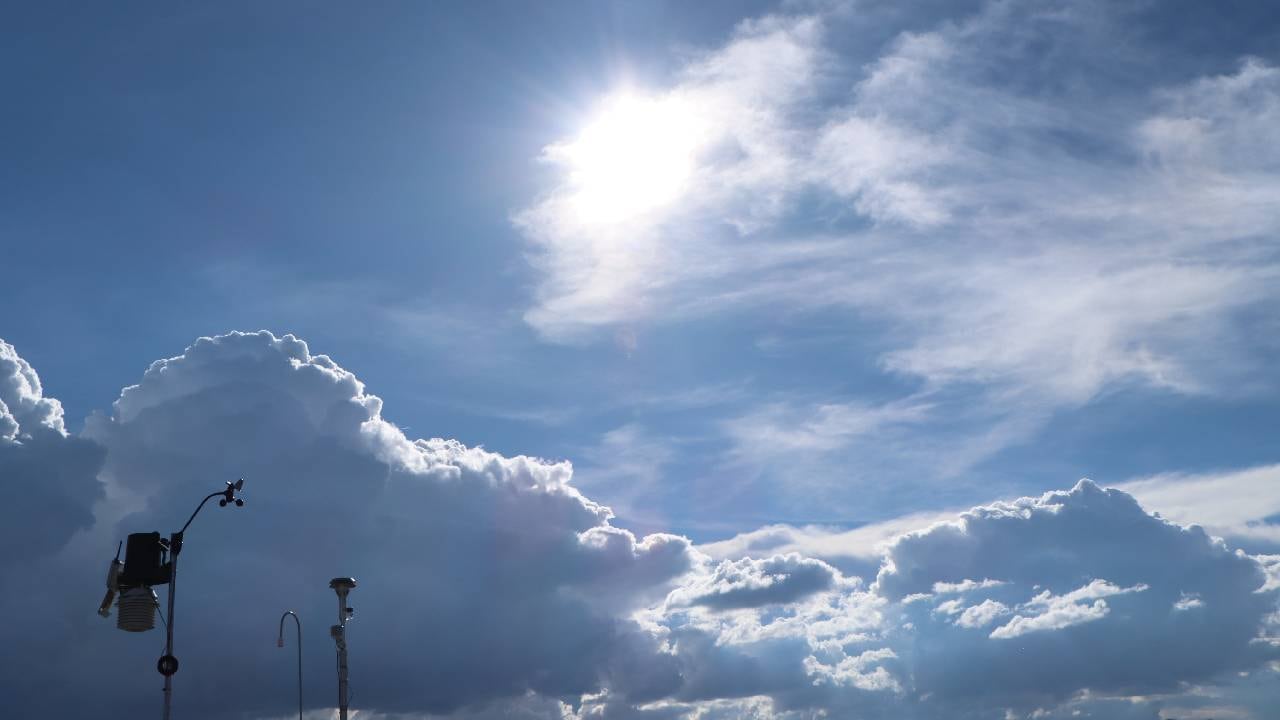 La calidad del aire disminuyó, pero todavía no se ha "superado el límite normativo", informó Cornare. Foto: Twitter @cornare.