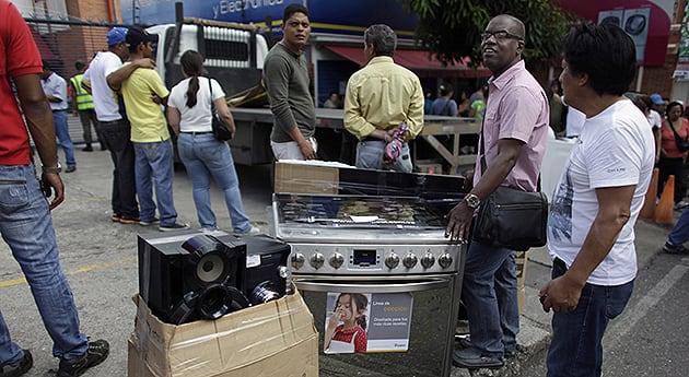 Desde el primer día sin IVA, los colombianos buscaron renovar sus electrodomésticos.