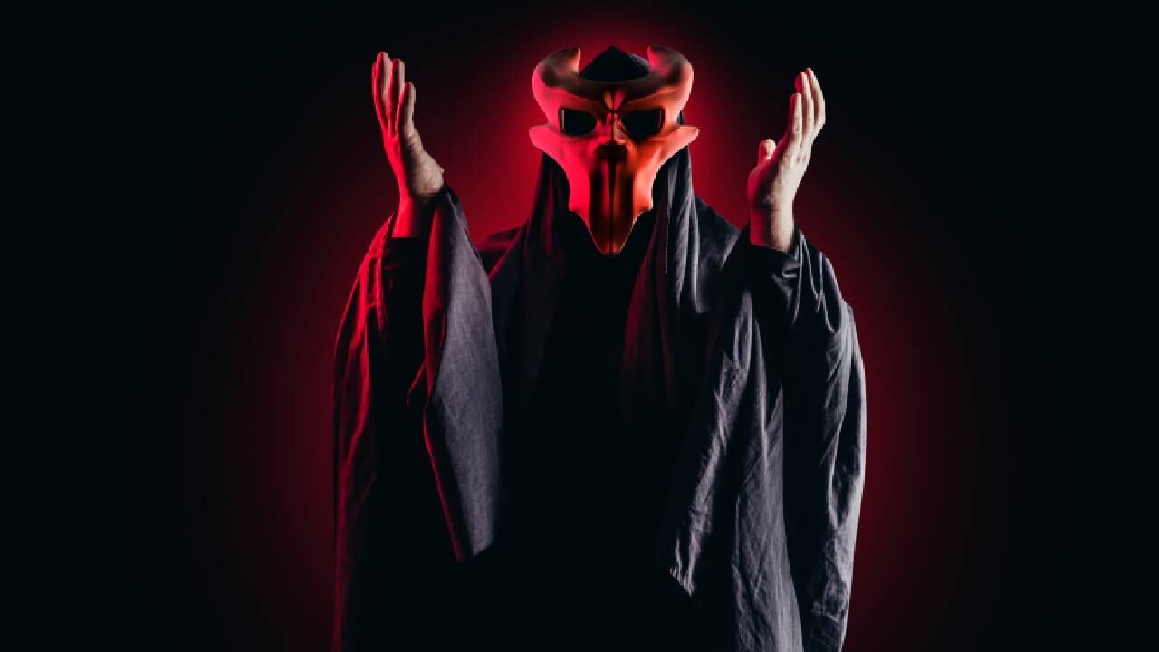 El FBI alertó sobre estos grupos extorsionistas (imagen referencia de secta satánica).