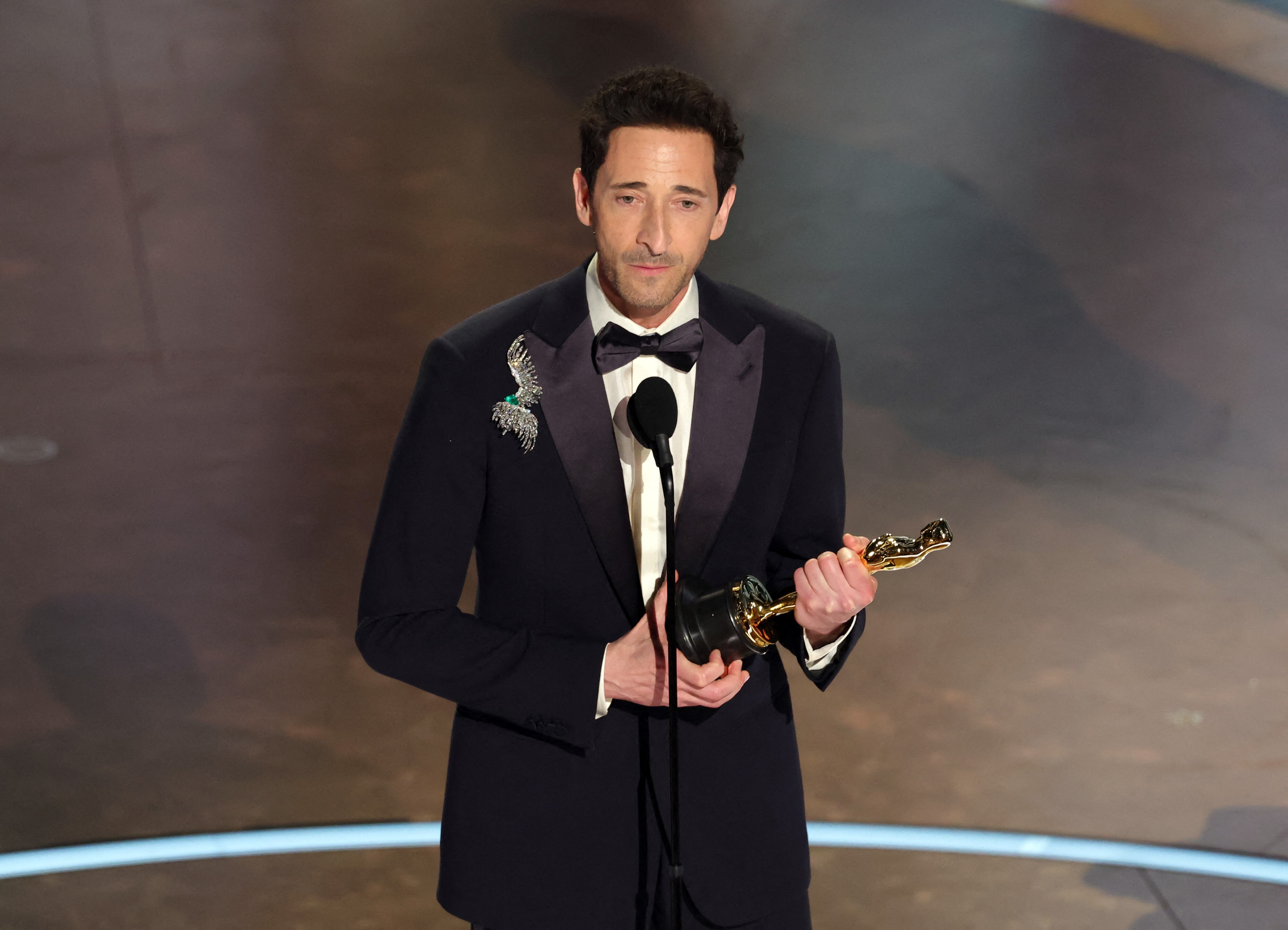 Adrien Brody gana el Óscar a mejor actor por "El Brutalista"