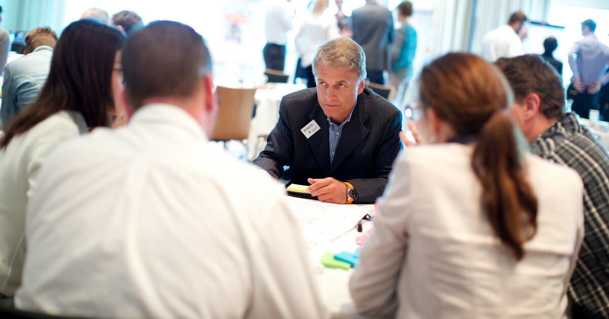 En Colombia se encontró que el 50 % de las personas da prioridad a capacitarse y a tener un equilibro entre la vida personal y laboral. 