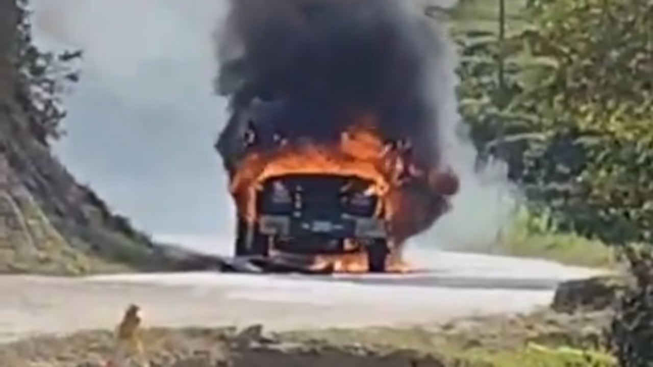 Las autoridades dieron inicio a una investigación para determinar los detalles y motivos del crimen.