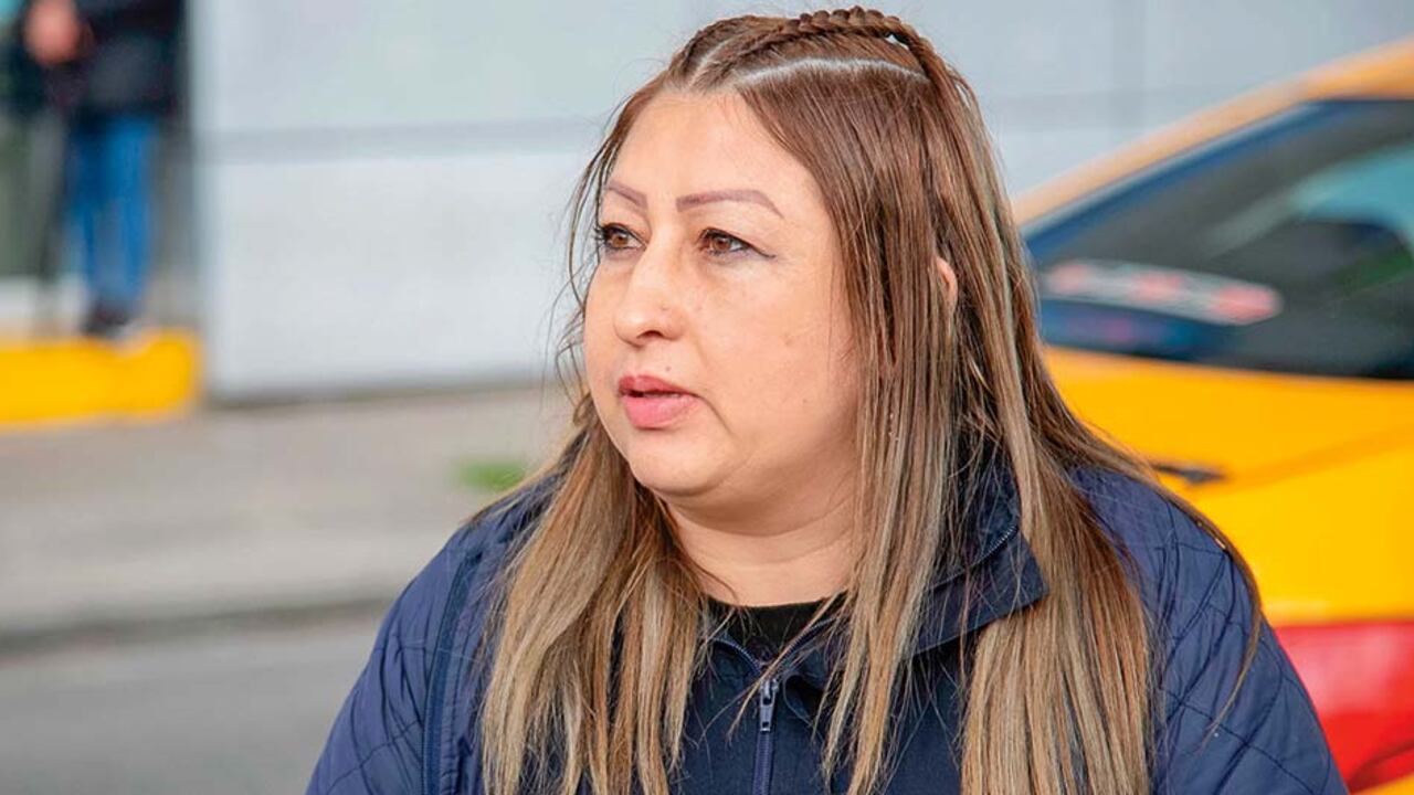 Juliana Suárez lleva cinco años pagando un crédito UVR, pero en los últimos meses la deuda subió 15 millones de pesos. Teme que por la inflación su cuota mensual se vuelva impagable.