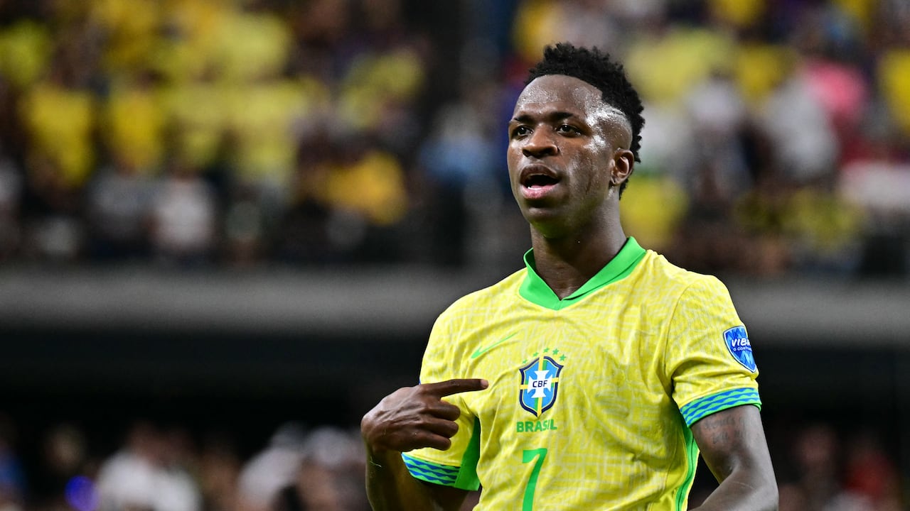 Brazil's forward #07 Vinicius Junior celebrates scoring his team's third goal during the Conmebol 2024 Copa America tournament group D football match between Paraguay and Brazil at Allegiant Stadium in Las Vegas, Nevada on June 28, 2024. (Photo by Frederic J. Brown / AFP)