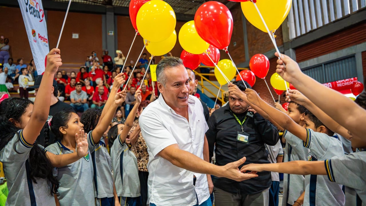 El alcalde de Pereira, Mauricio Salazar, ha tenido como prioridad acercar a la comunidad a la administración pública y construir soluciones reales para las problemáticas identificadas.
