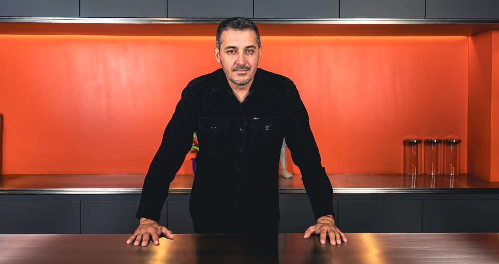 Iván Alarcón, CEO de Vibras Lab