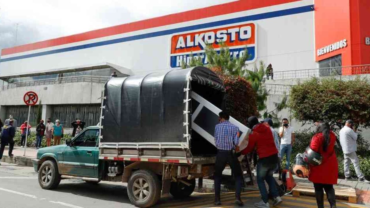 Alkosto ofrece diferentes vacantes.