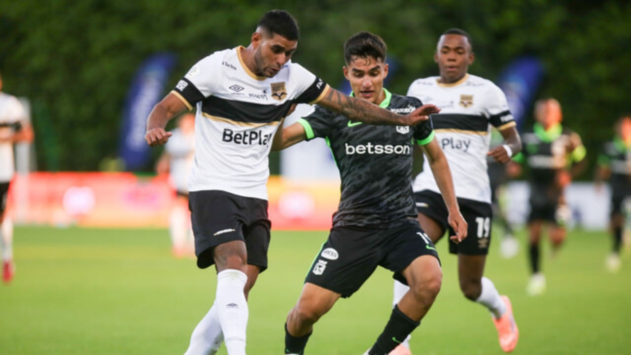 Imagen del partido de ida, por cuartos de final de Liga BetPlay, enre Internacional de Bogotá y Atlético Nacional.