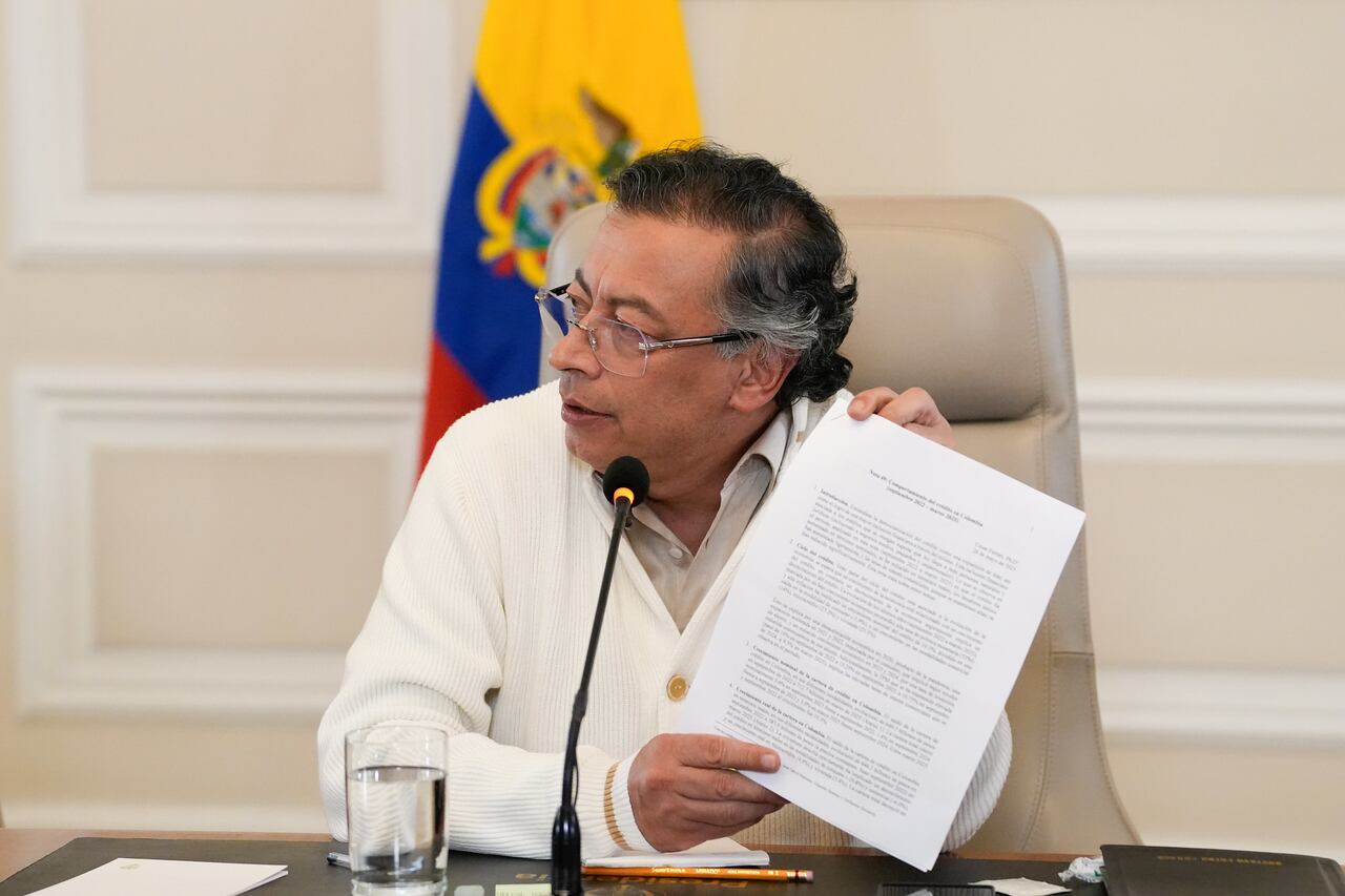 El presidente, Gustavo Petro, en el consejo de ministros del 27 de mayo de 2025, en la Casa de Nariño (Bogotá)