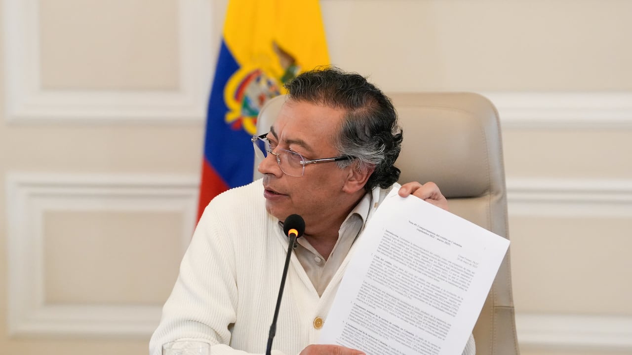 Presidente Gustavo Petro lanzó polémica propuesta para “perdonar”a ladrones de celulares.