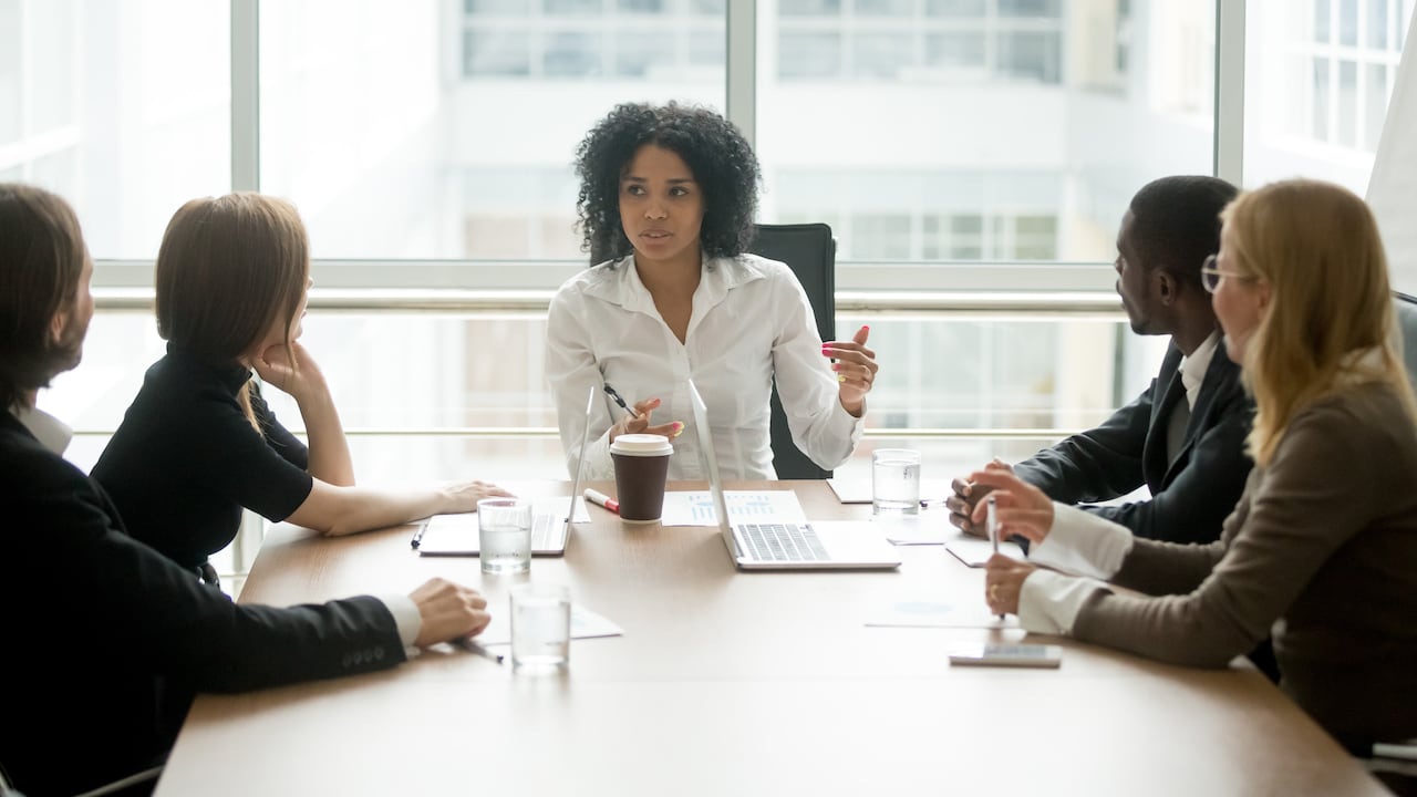 Las empresas con mayor diversidad de género en sus equipos ejecutivos tienen un 25% más de probabilidades de experimentar una rentabilidad superior a las demás. McKinsey & Company.