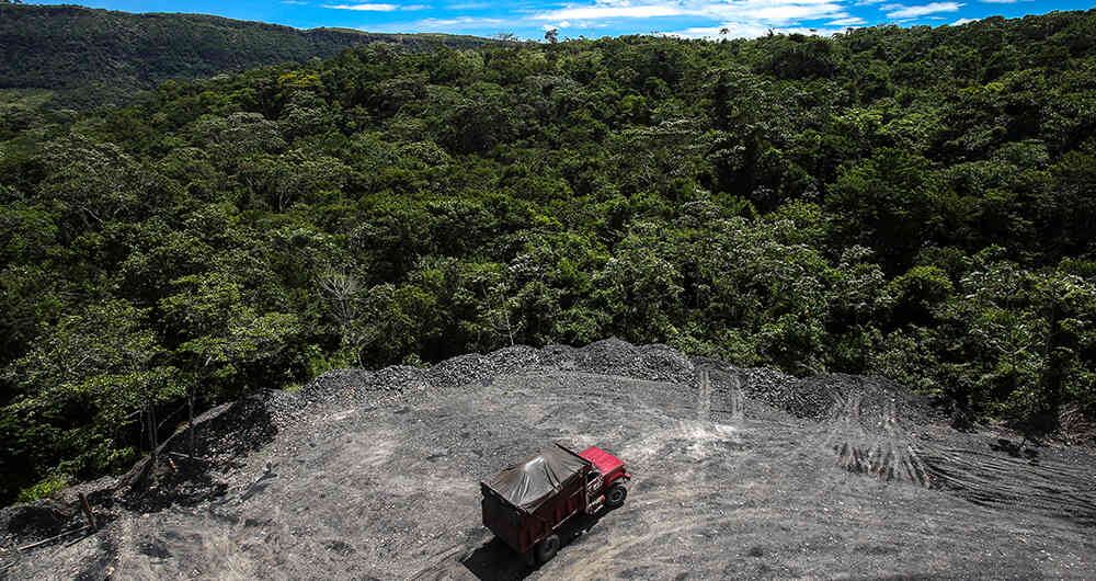 La minería de carbón genera en el país aproximadamente 130.000 empleos directos formales.