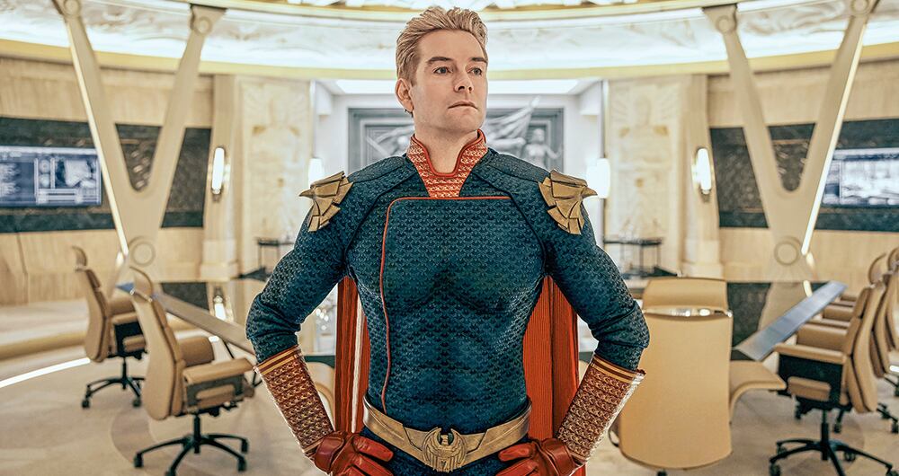 En la nueva temporada, a los varios personajes desequilibrados se suma Soldier Boy (Jensen Ackles). Pero en medio de la puja, siguen el temible Homelander (lobo con piel de héroe intrerpretado magistralmente por Antony Starr) y Butcher, quien cruza líneas prohibidas para darle pelea.