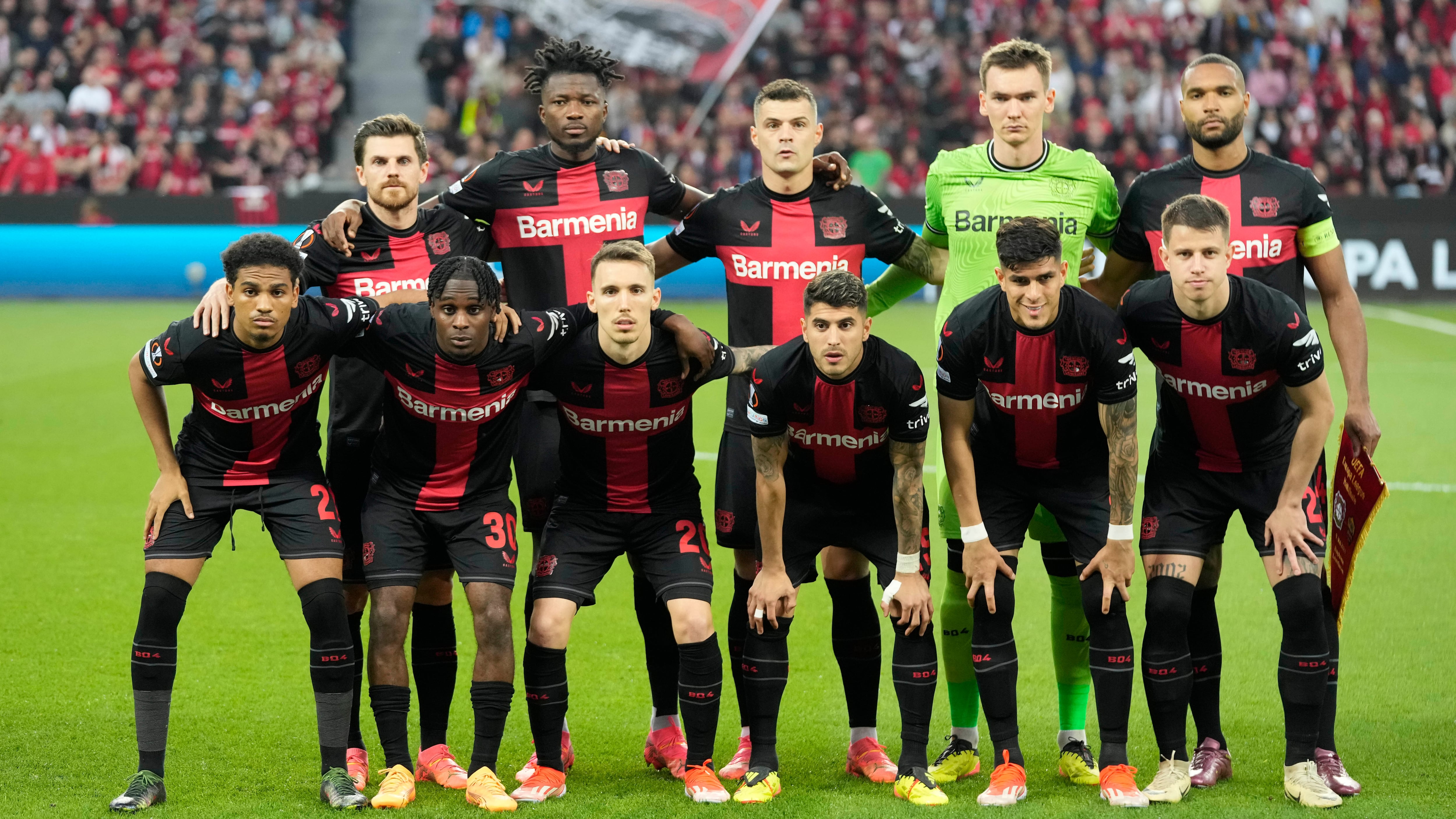 El Bayer sigue con el sueño de alzar 'la triple corona'.