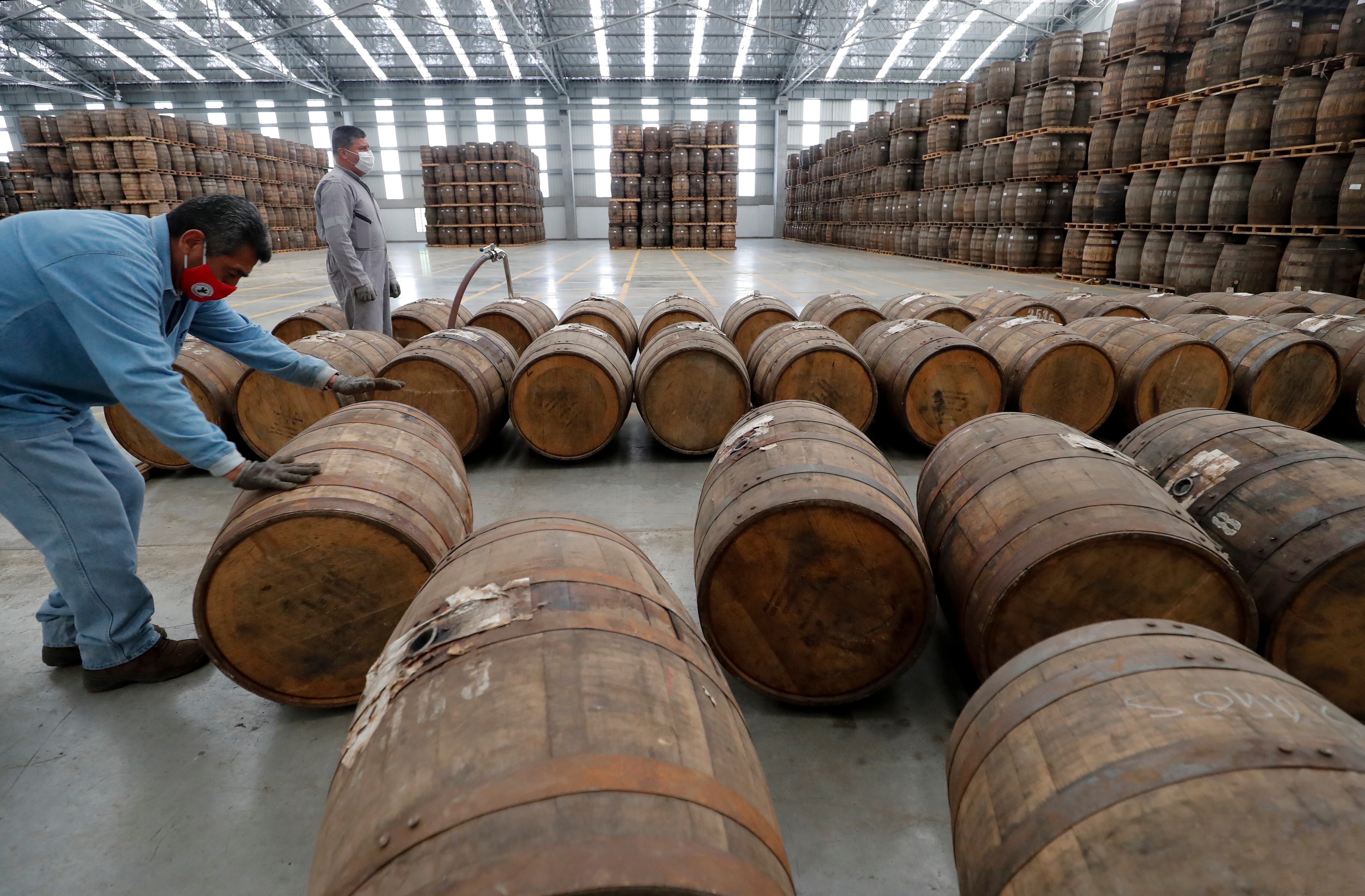 Empresa de Licores de Cundinamarca
Planta industria licorera nacional
Siberia Cundinamarca
Junio 4 del 2021
Foto Guillermo Torres Reina / Semana