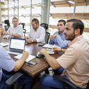 El gobernador de Córdoba Erasmo Zuleta reunido con su equipo de gobierno.