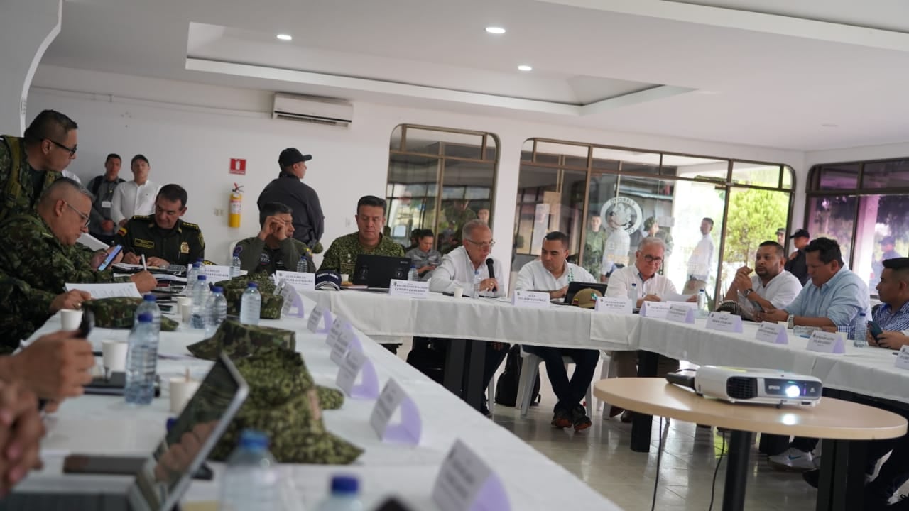 Ministro de defensa Iván Velázquez lideró el Consejo de Seguridad en Caquetá
