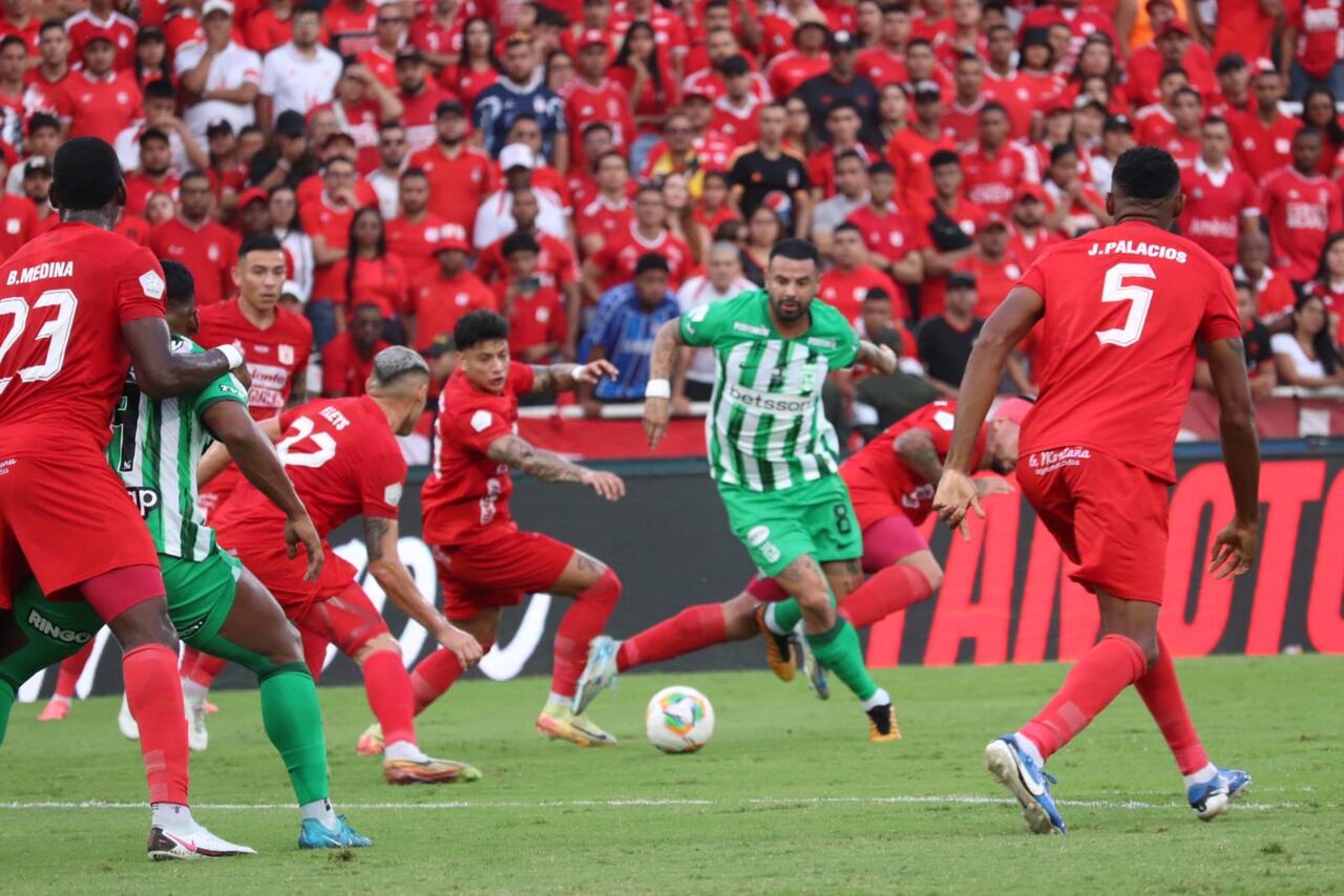 Edwin Cardona Atlético Nacional.