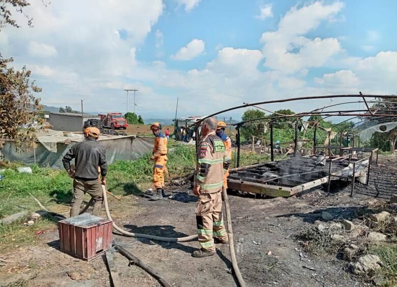 Los Bomberos fueron los que atendieron esta emergencia.