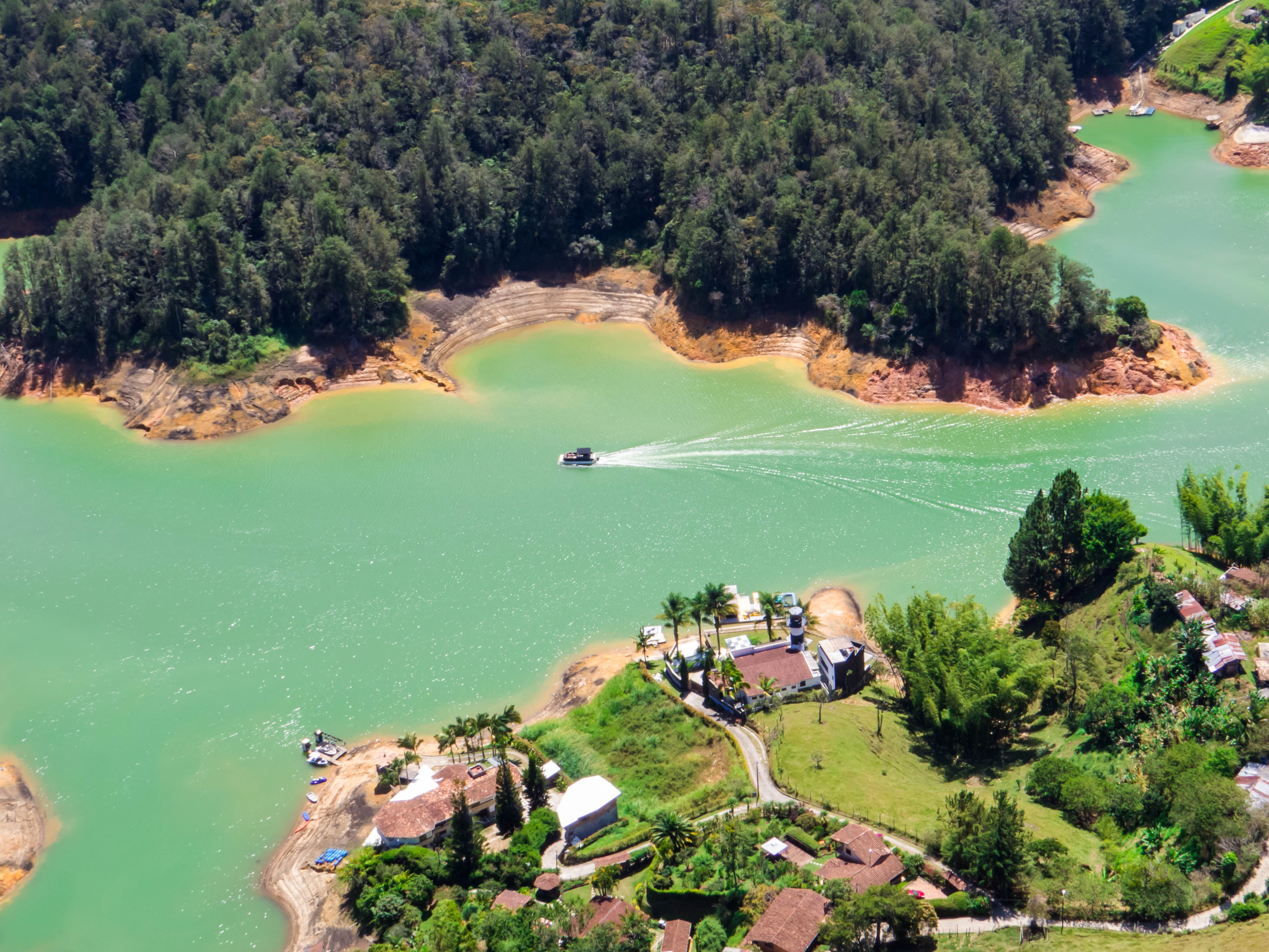 Laguna de Guatapé, Colombia